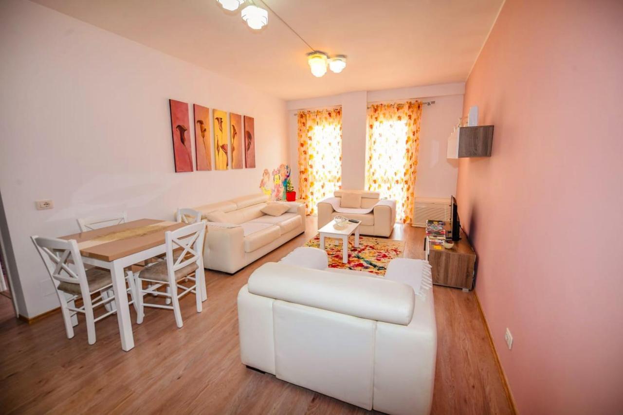 Happy Stories' Apartment In City Centre Shkodër Dış mekan fotoğraf